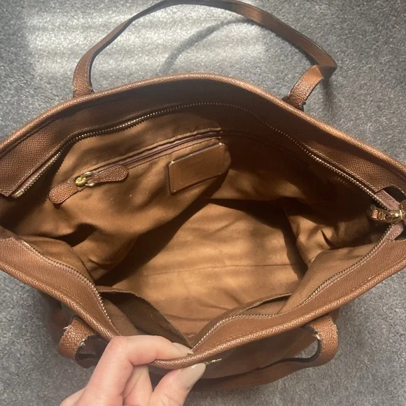 Coach purse - Picture 4 of 4